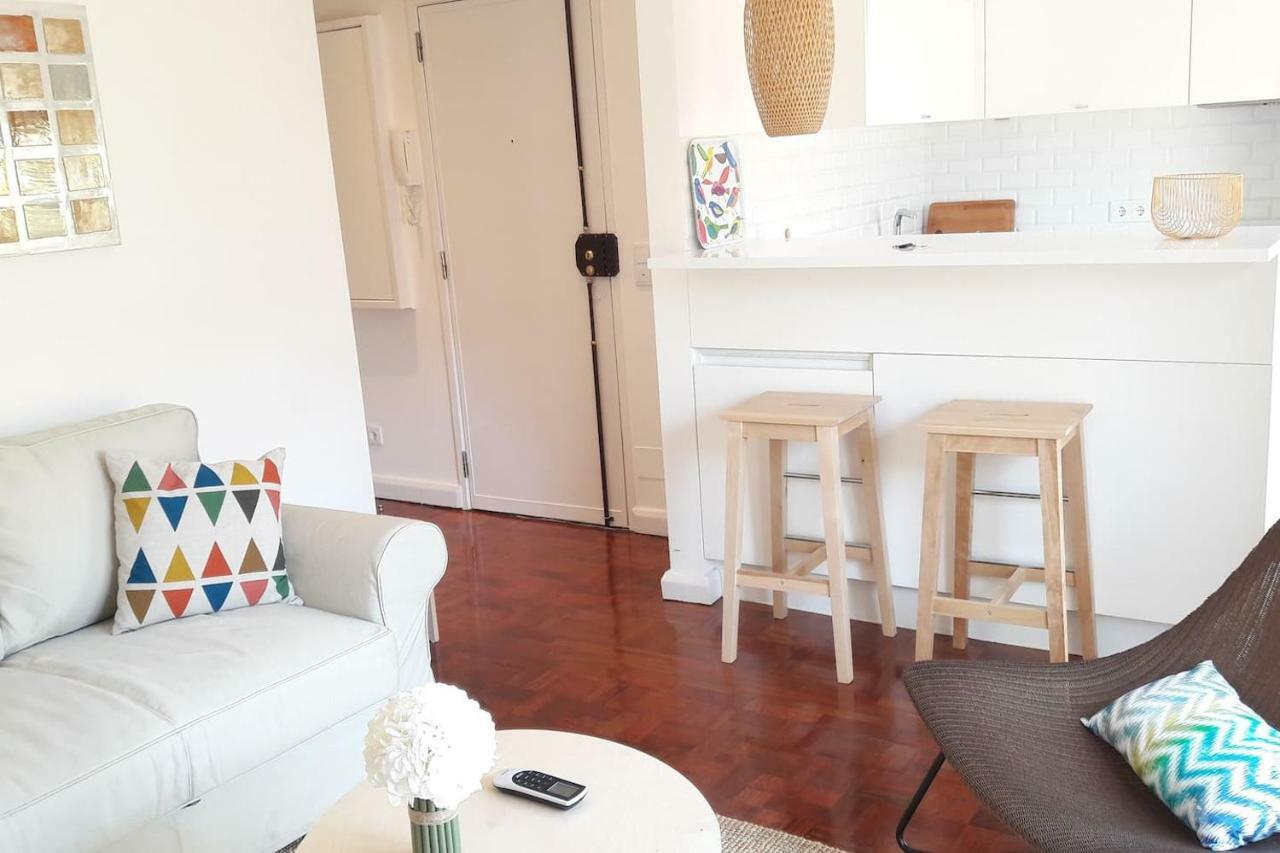 Appartement Modern Cosy Flat With Terrace In Campo De Ourique. à Lisboa Extérieur photo